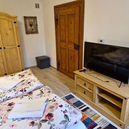 Апартаменты Garden Latran Чески-Крумлов