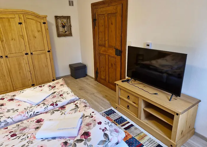 Апартаменты Garden Latran Чески-Крумлов